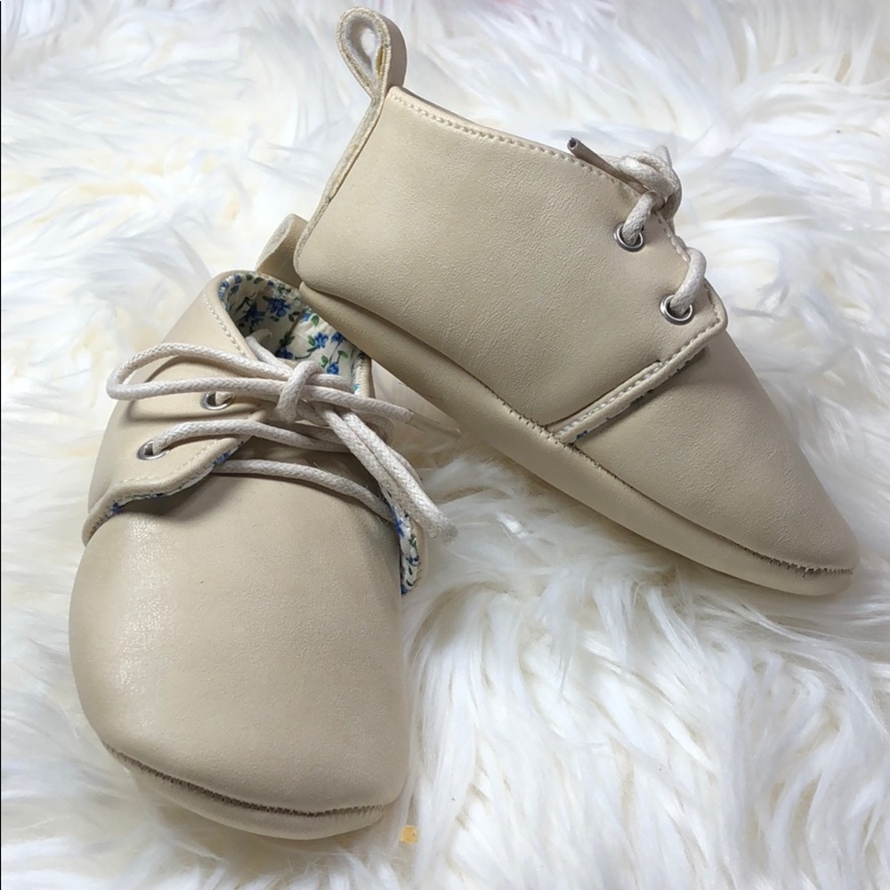 🌟3/$20 Tan baby toddler soft sole lace up oxford - Picture 6 of 8
